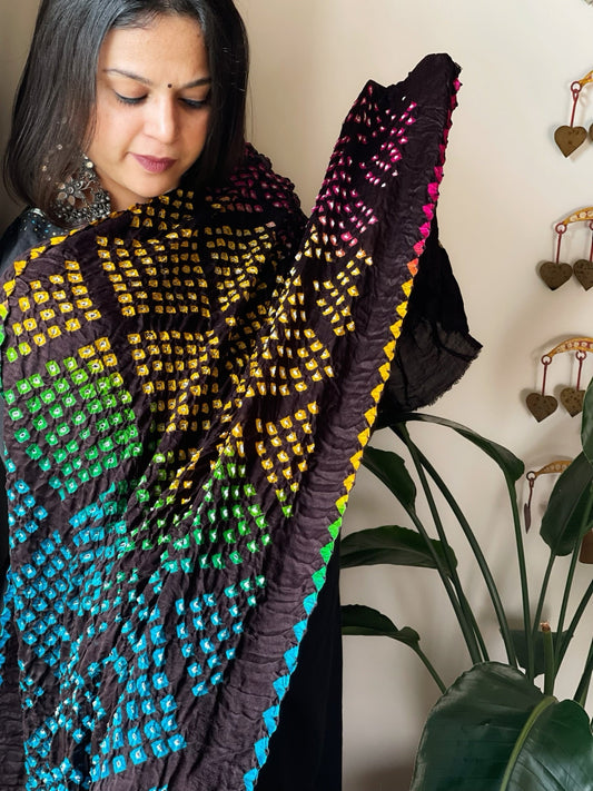 Cola Kodi Bandhej Dupatta in Gajji Silk - Masakalee