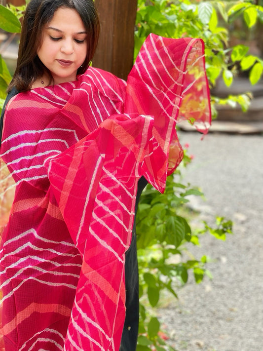 Coral Pink Kota Silk Leheriya Dupatta - Masakalee
