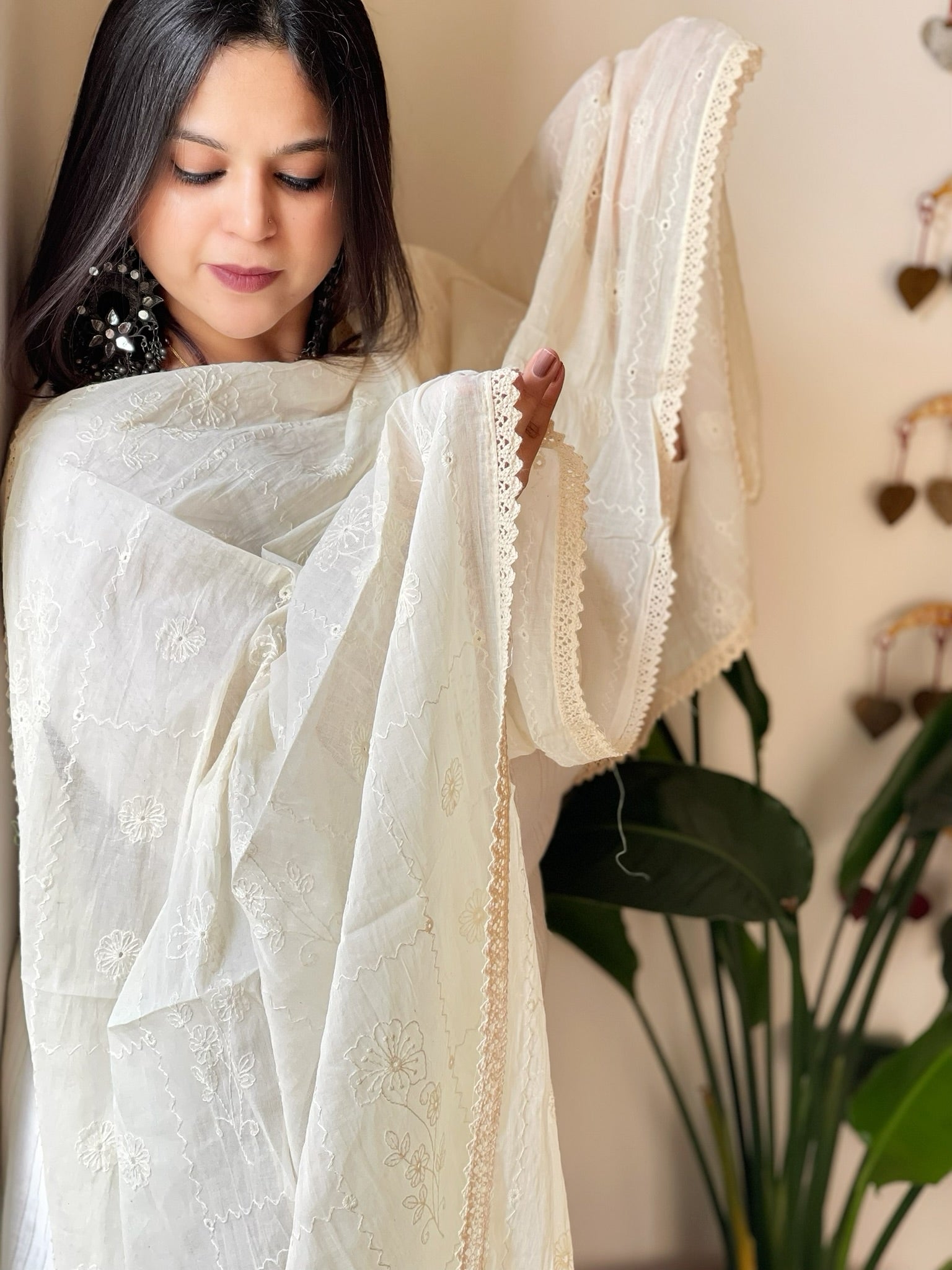 Cotton Dupatta with Thread Jaal Embroidery - Masakalee