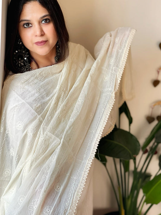 Cotton Dupatta with Thread Jaal Embroidery - Masakalee