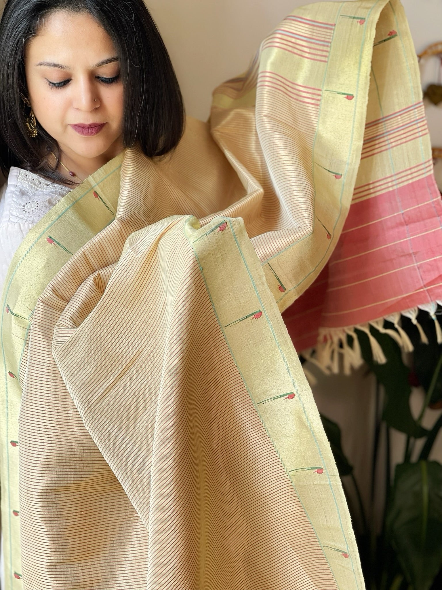 Cream, Carrot Pink Handwoven Paithani Dupatta in Pure Silk - Masakalee