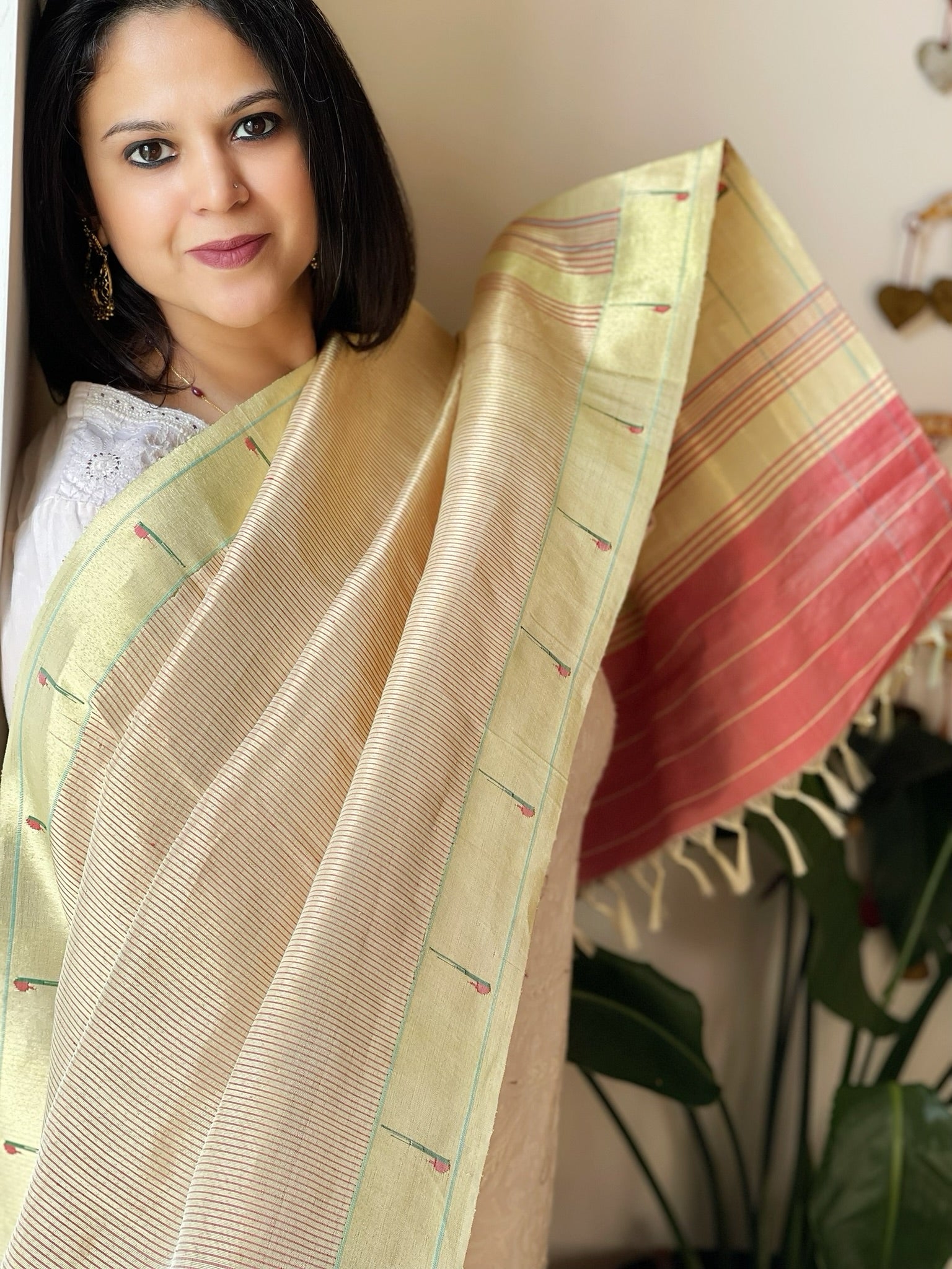 Cream, Carrot Pink Handwoven Paithani Dupatta in Pure Silk - Masakalee