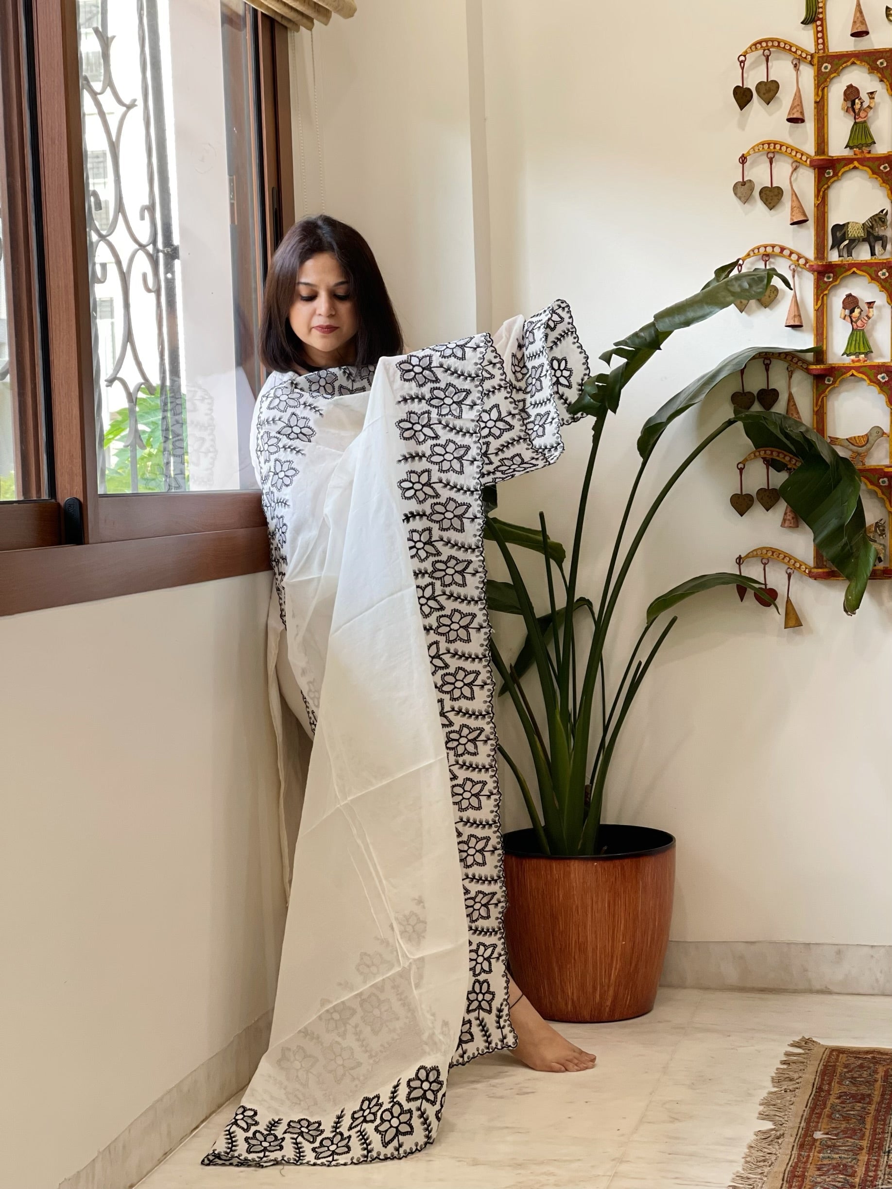 Cream Chanderi Cut Work Dupatta with Black Embroidery - Masakalee