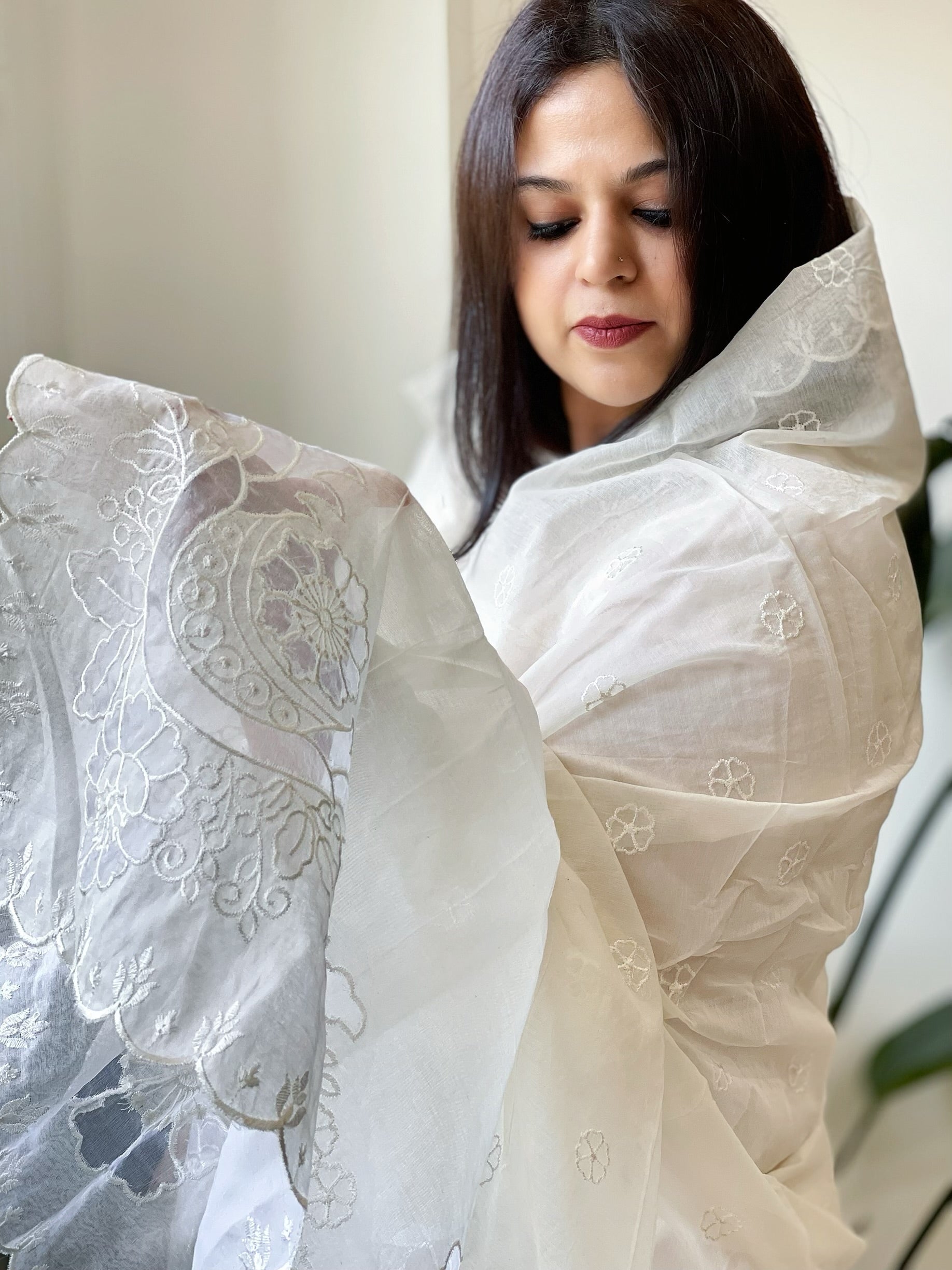 Cream Chanderi Dupatta with Cut Work - Masakalee