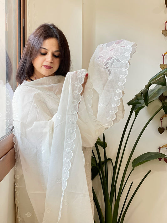 Cream Chanderi Dupatta with Cut Work - Masakalee