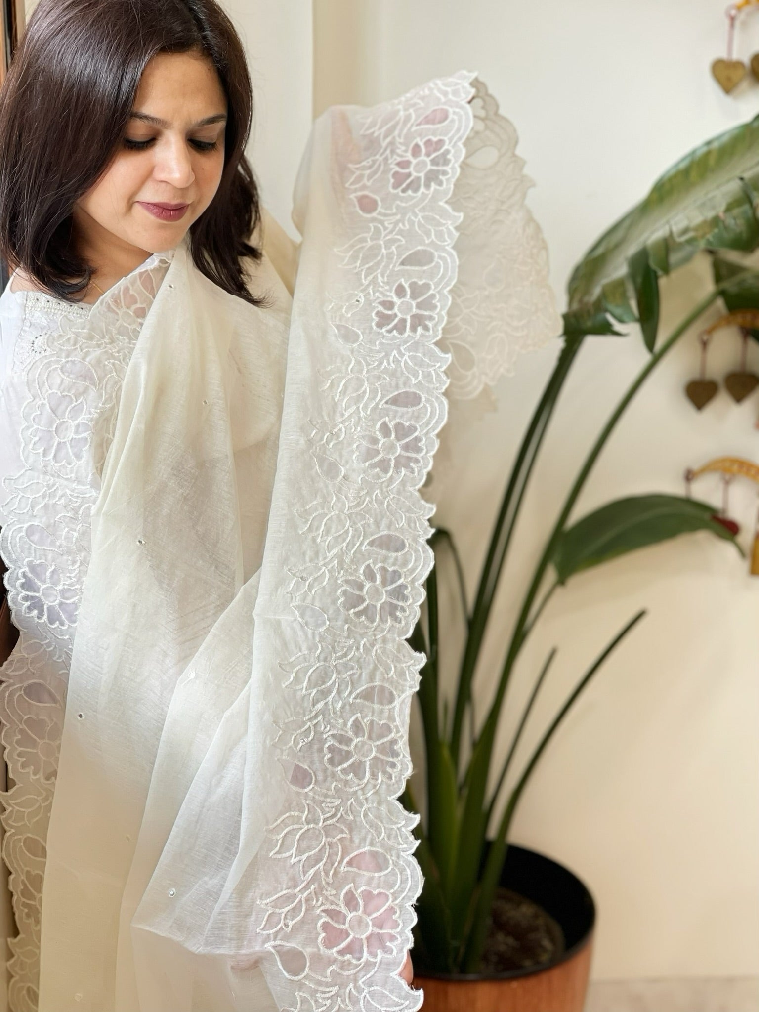 Cream Chanderi Dupatta with Cut Work and Mirror Work - Masakalee