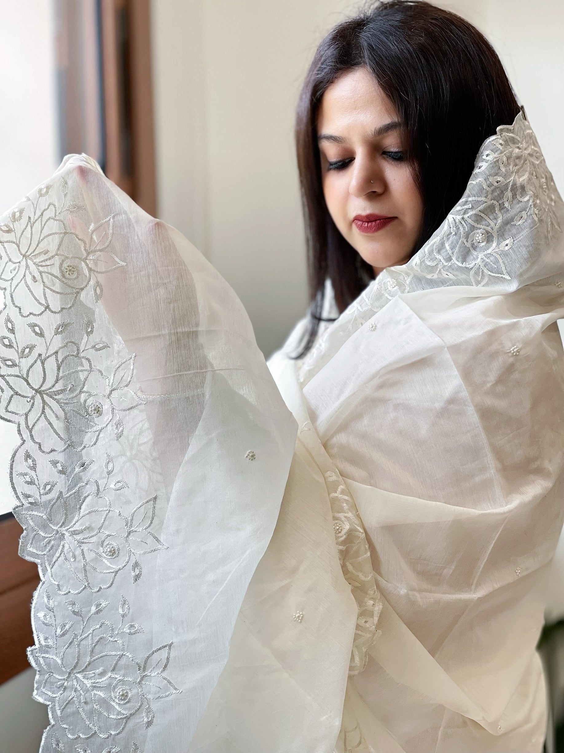 Cream Chanderi Dupatta with Thread and Pearl Embroidery - Masakalee
