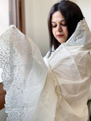 Cream Chanderi Dupatta with Thread and Pearl Embroidery - Masakalee