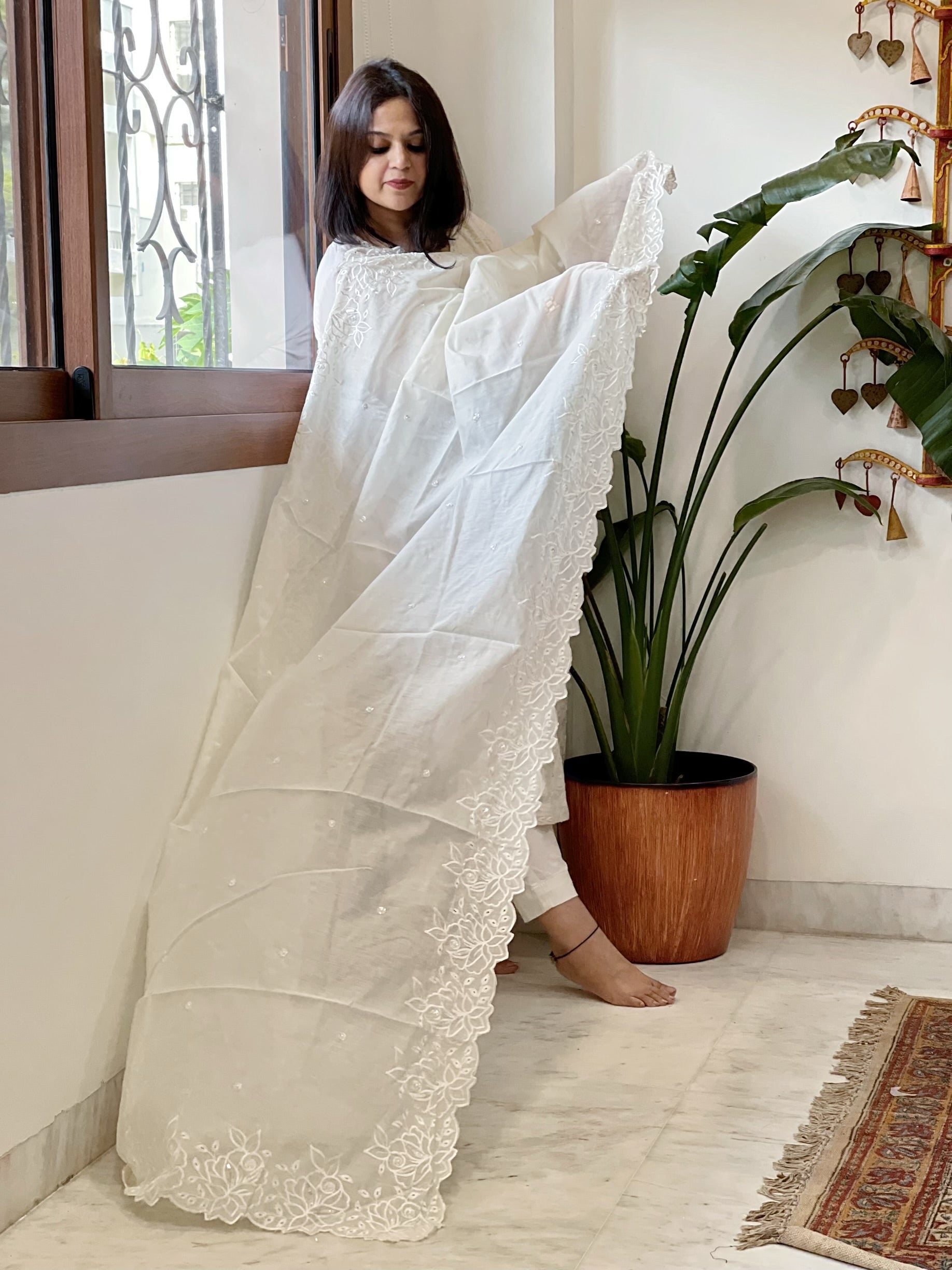 Cream Chanderi Dupatta with Thread and Pearl Embroidery - Masakalee