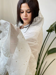 Cream Chanderi Dupatta with Thread Embroidery - Masakalee
