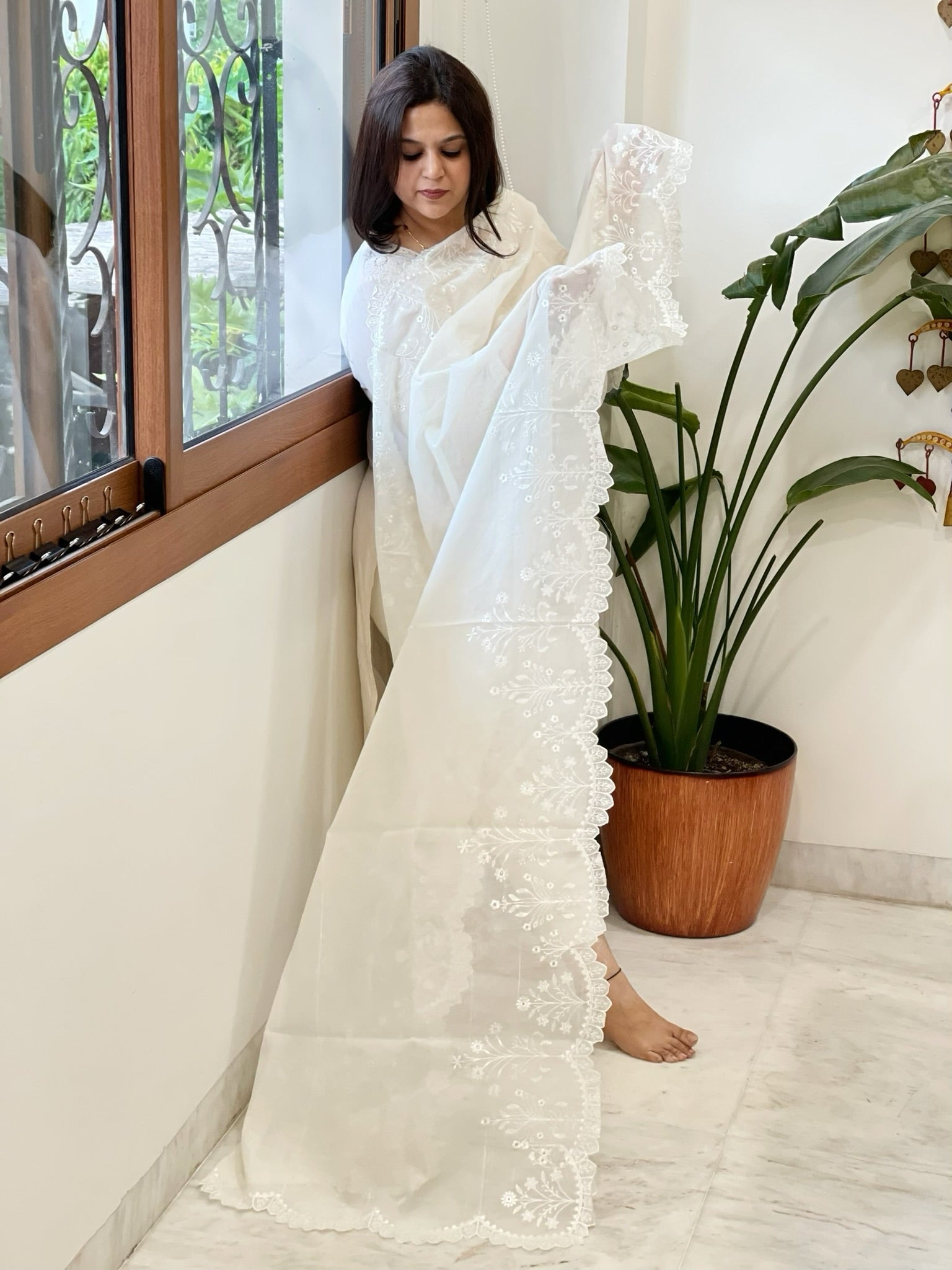 Cream Chanderi Dupatta with Thread Embroidery - Masakalee