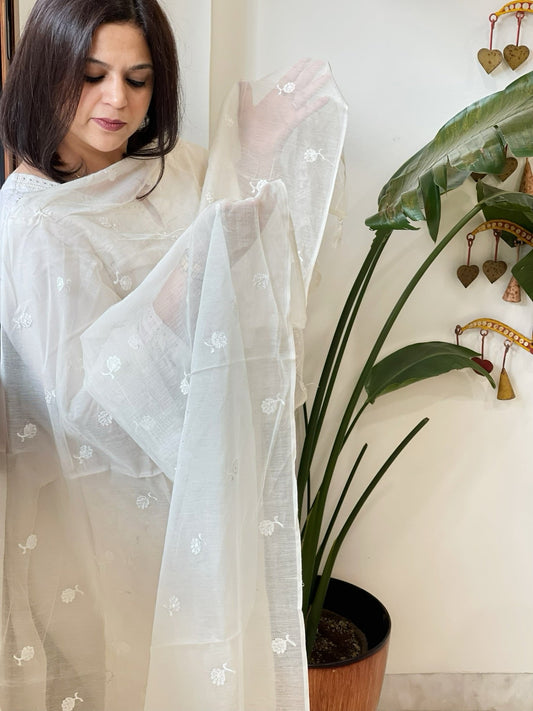 Cream Chanderi Dupatta with Thread Embroidery - Masakalee