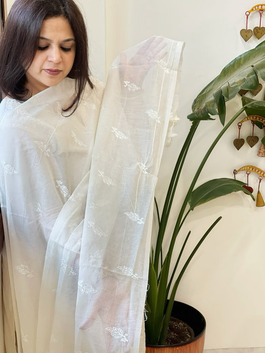 Cream Chanderi Dupatta with Thread Embroidery - Masakalee