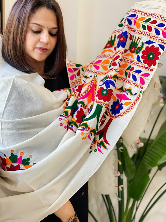 Cream Handwoven Woollen Shawl with Thread and Foil Mirror Handwork - Masakalee