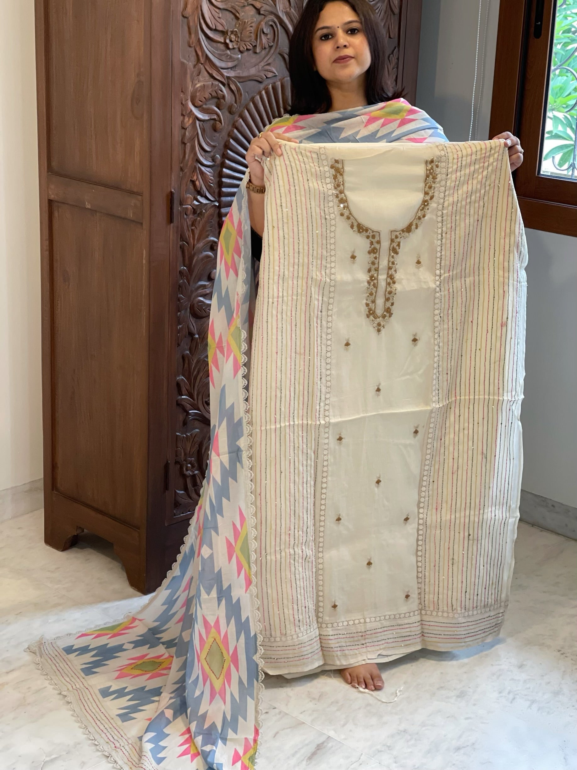 Cream Suit Set with Sequin and Knot handwork in Mul Chanderi - Masakalee