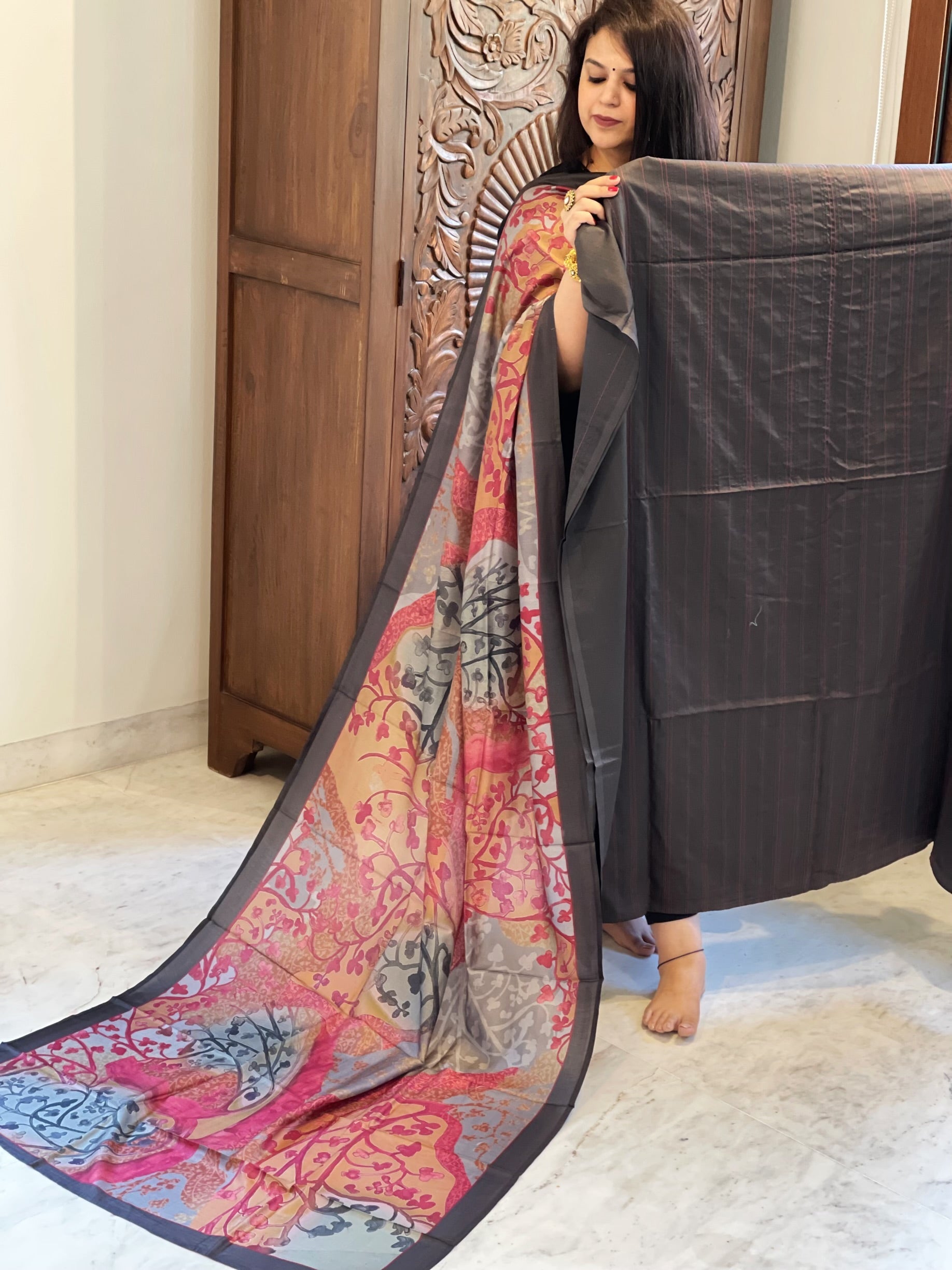 Dark Grey Suit Set with Kantha Stitch Work on Glazed Cotton - Masakalee