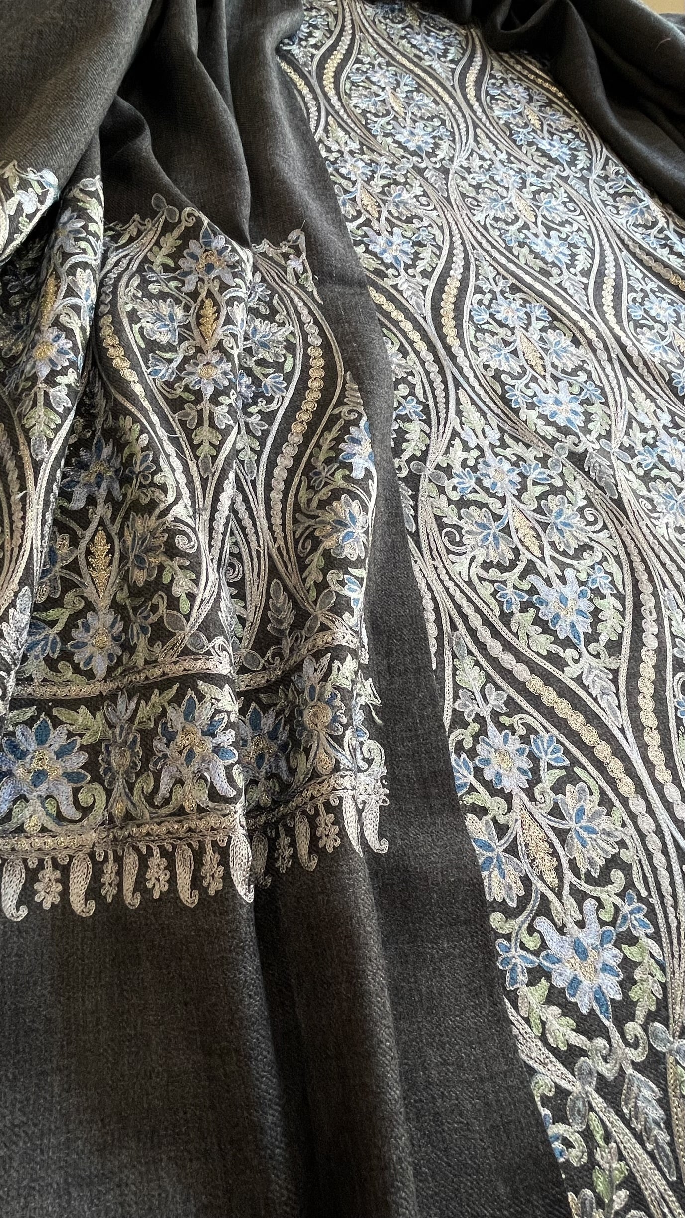 Dark Grey Winter Suit Set with Aari Work in Pashmina Wool - Masakalee