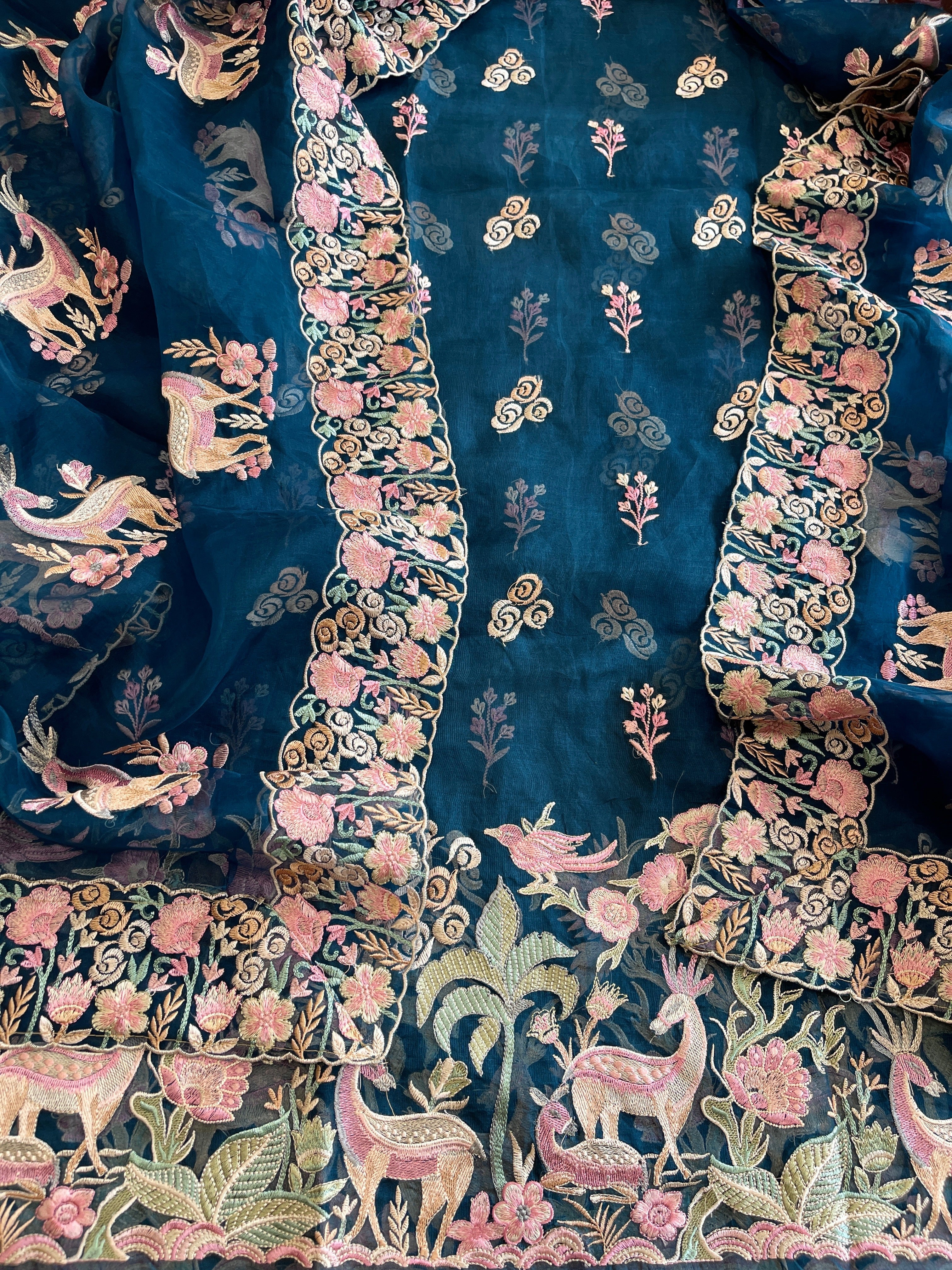 Dupatta Set (Kurta+Dupatta) with Thread Embroidery in Pure Organza - Masakalee