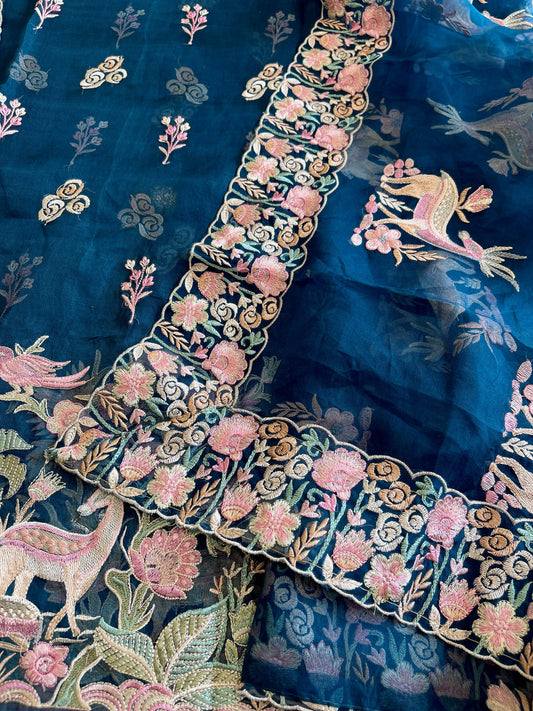 Dupatta Set (Kurta+Dupatta) with Thread Embroidery in Pure Organza - Masakalee