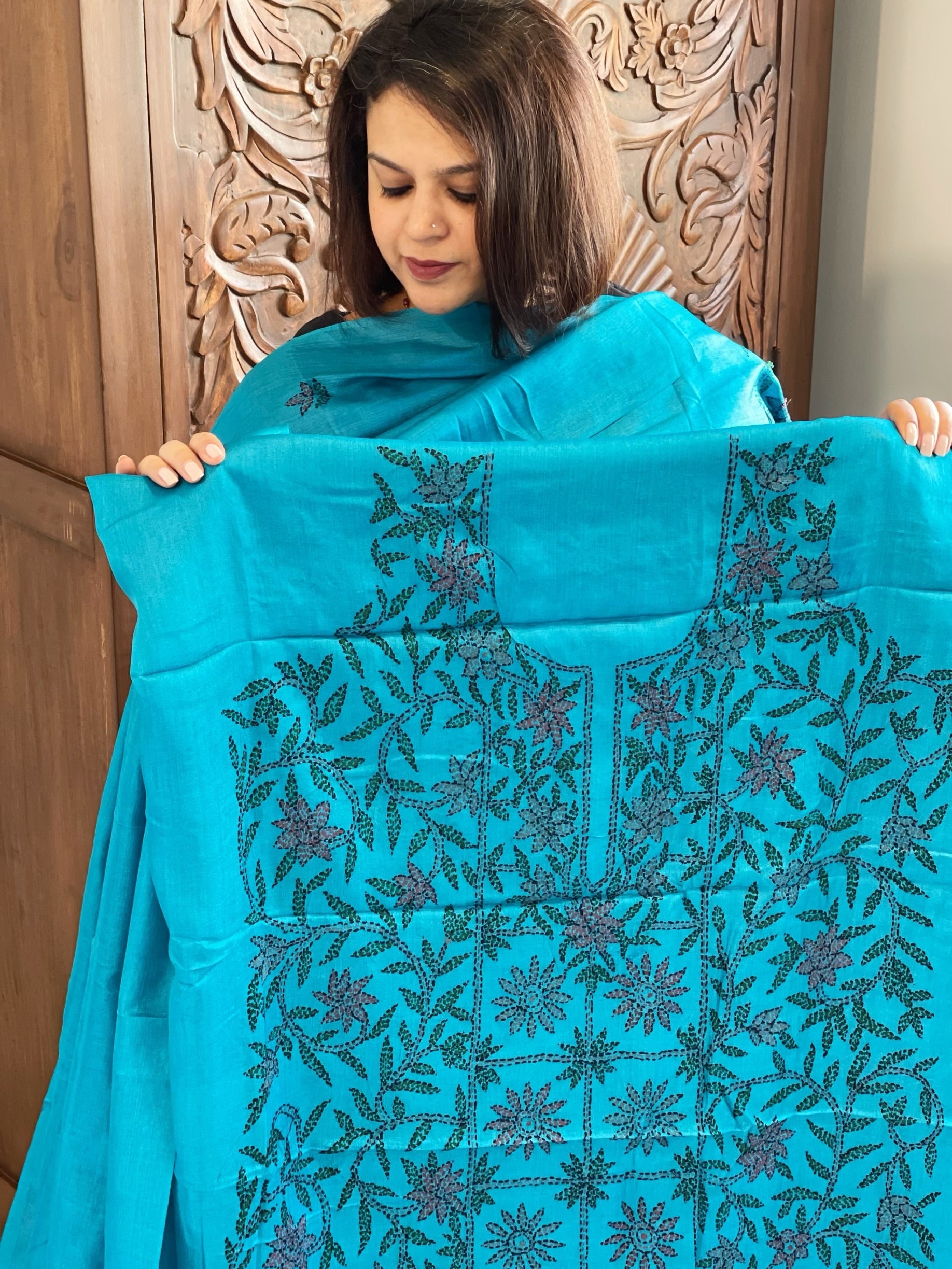 Firoza Suit Set with Kantha Handwork in Pure Tussar Silk - Masakalee
