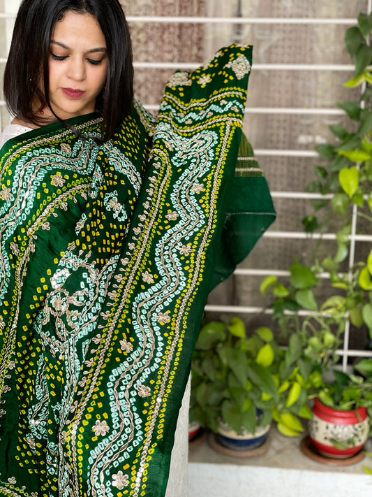 Green Bandhani Dupatta with Gotapatti Handwork in Pure Silk - Masakalee