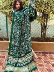 Green Bandhani Dupatta with Gotapatti Handwork in Pure Silk - Masakalee