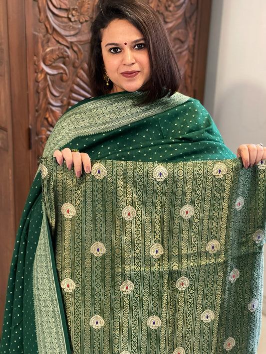 Green Designer Handwoven Kadwa Banarasi Suit Set in Pure Silk - Masakalee