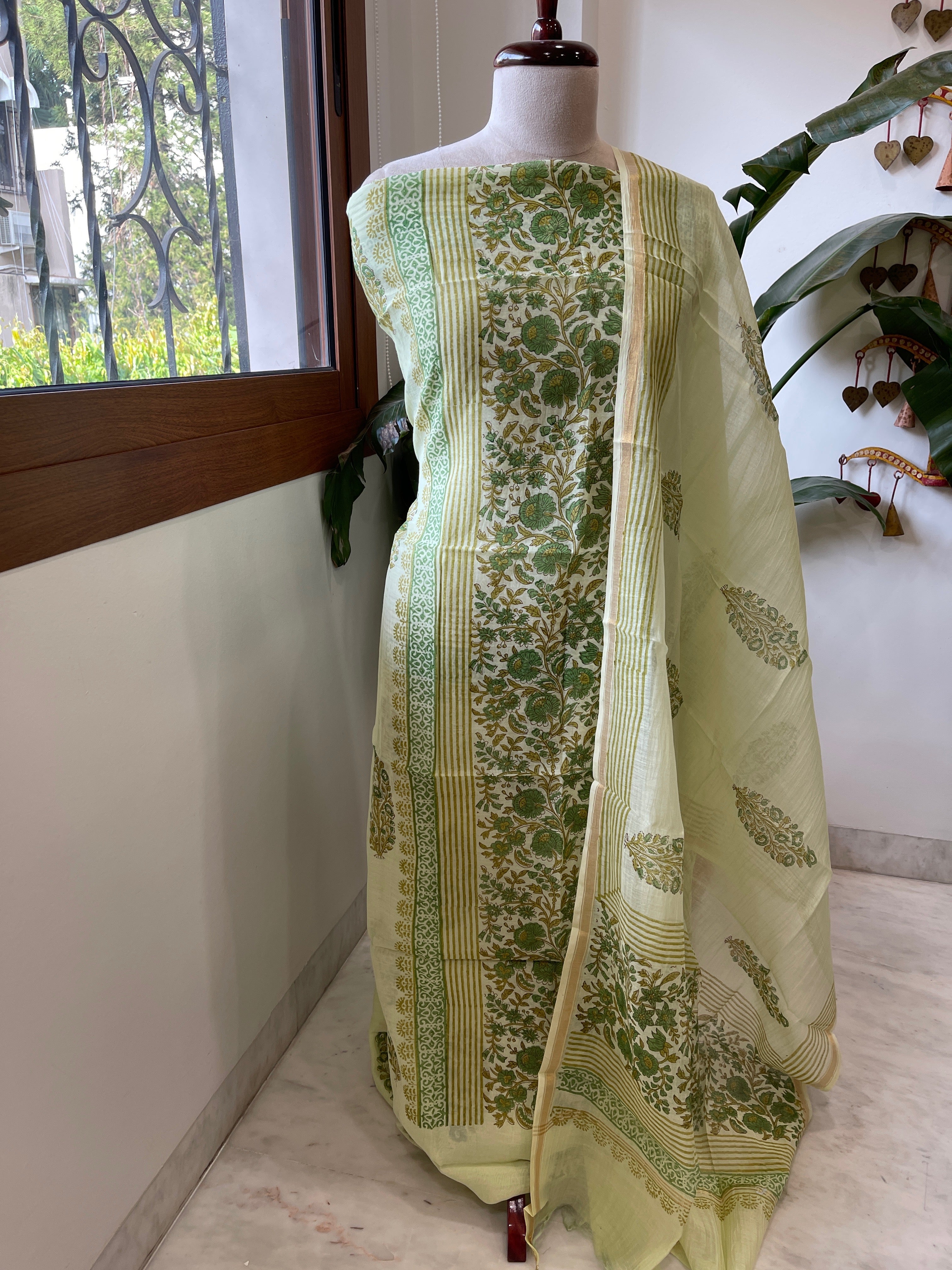 Green Handblock Printed Suit Set in Mul Cotton - Masakalee