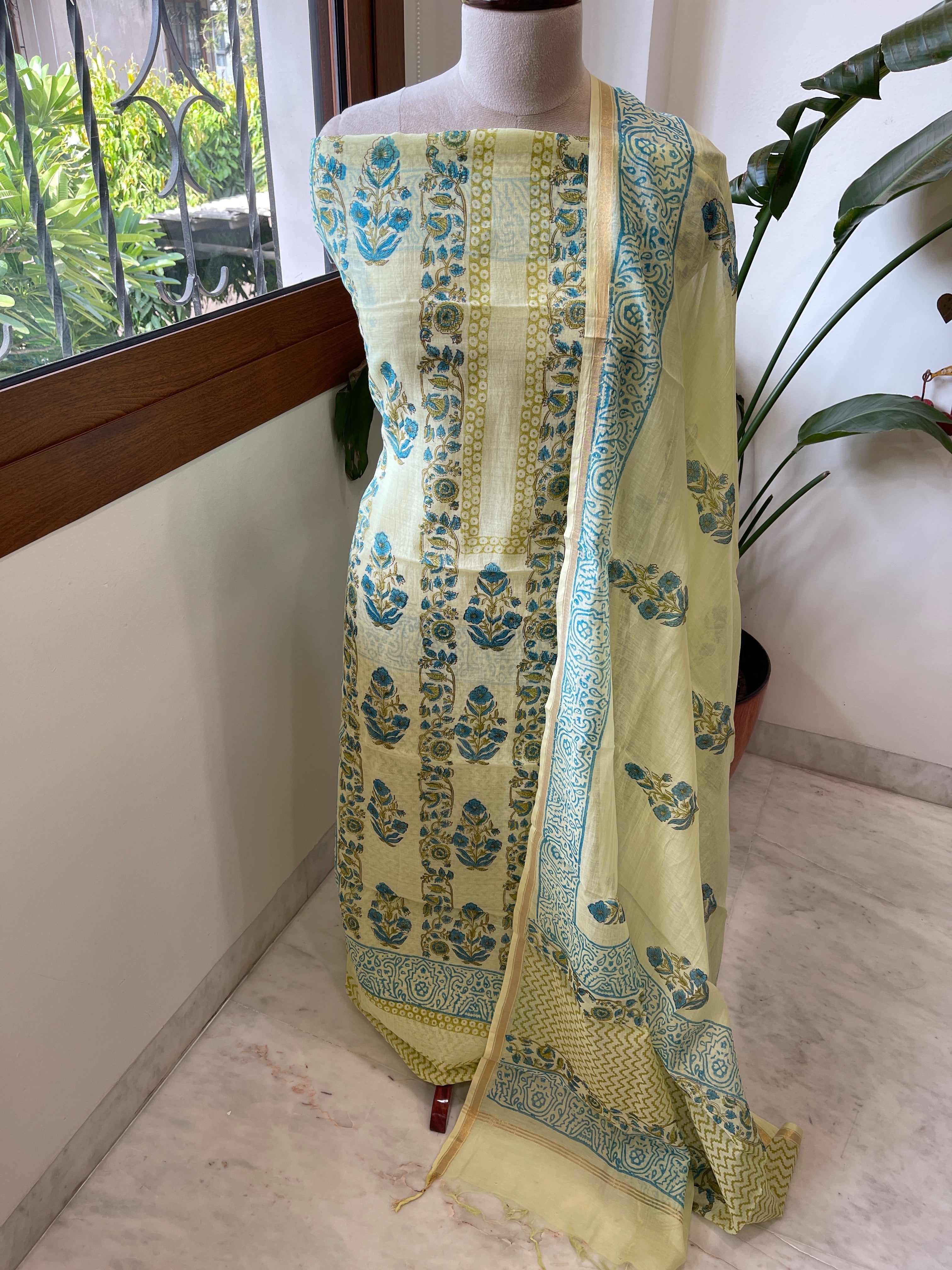 Green Handblock Printed Suit Set in Mul Cotton - Masakalee