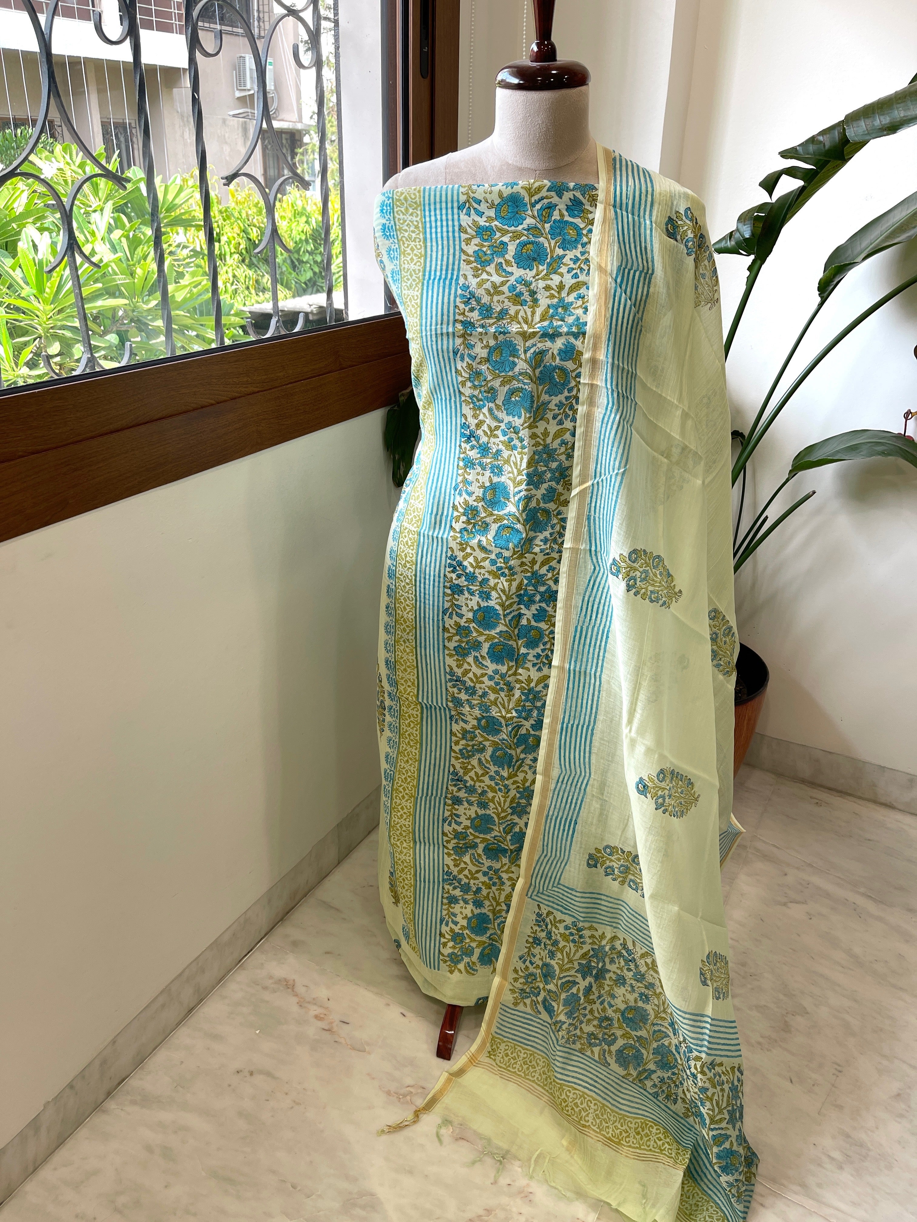 Green Handblock Printed Suit Set in Mul Cotton - Masakalee