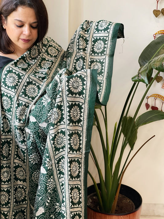 Green Handmade Nakshi Kantha Dupatta in Pure Silk - Masakalee