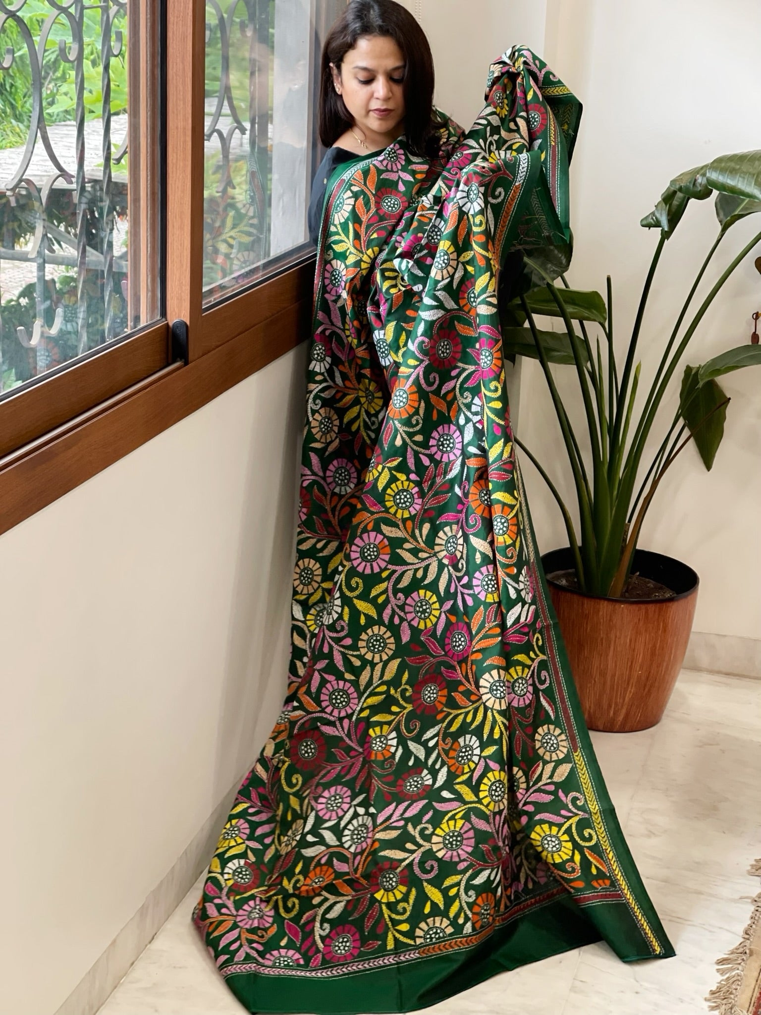Green Handmade Nakshi Kantha Dupatta in Pure Silk - Masakalee