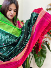 Green Handwoven Ikat Dupatta in Pure Silk - Masakalee