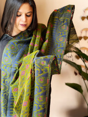 Green Handwoven Jamdani Dupatta in Pure Muslin - Chanderi - Masakalee