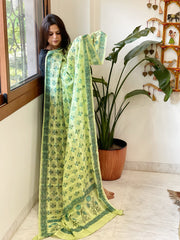 Green Mul Cotton Handblock Printed Dupatta - Masakalee