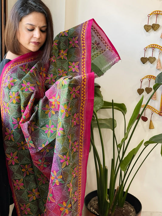 Green, Pink Handmade Kantha Dupatta in Silk - Masakalee