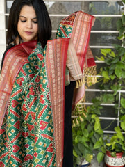 Green Printed Patola Dupatta in Fine Art Silk - Masakalee