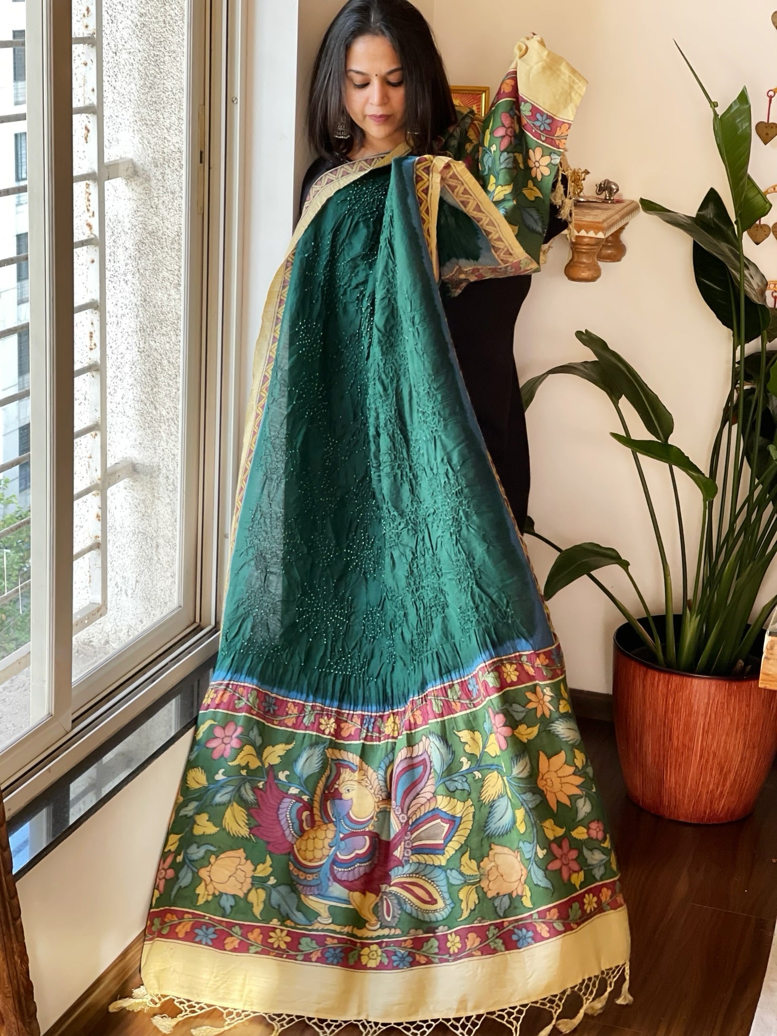 Green Rai Bandhej Dupatta with Handpainted Kalamkari Pallu in Pure Muga Silk - Masakalee