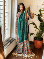 Green Rai Bandhej Dupatta with Handpainted Kalamkari Pallu in Pure Muga Silk - Masakalee
