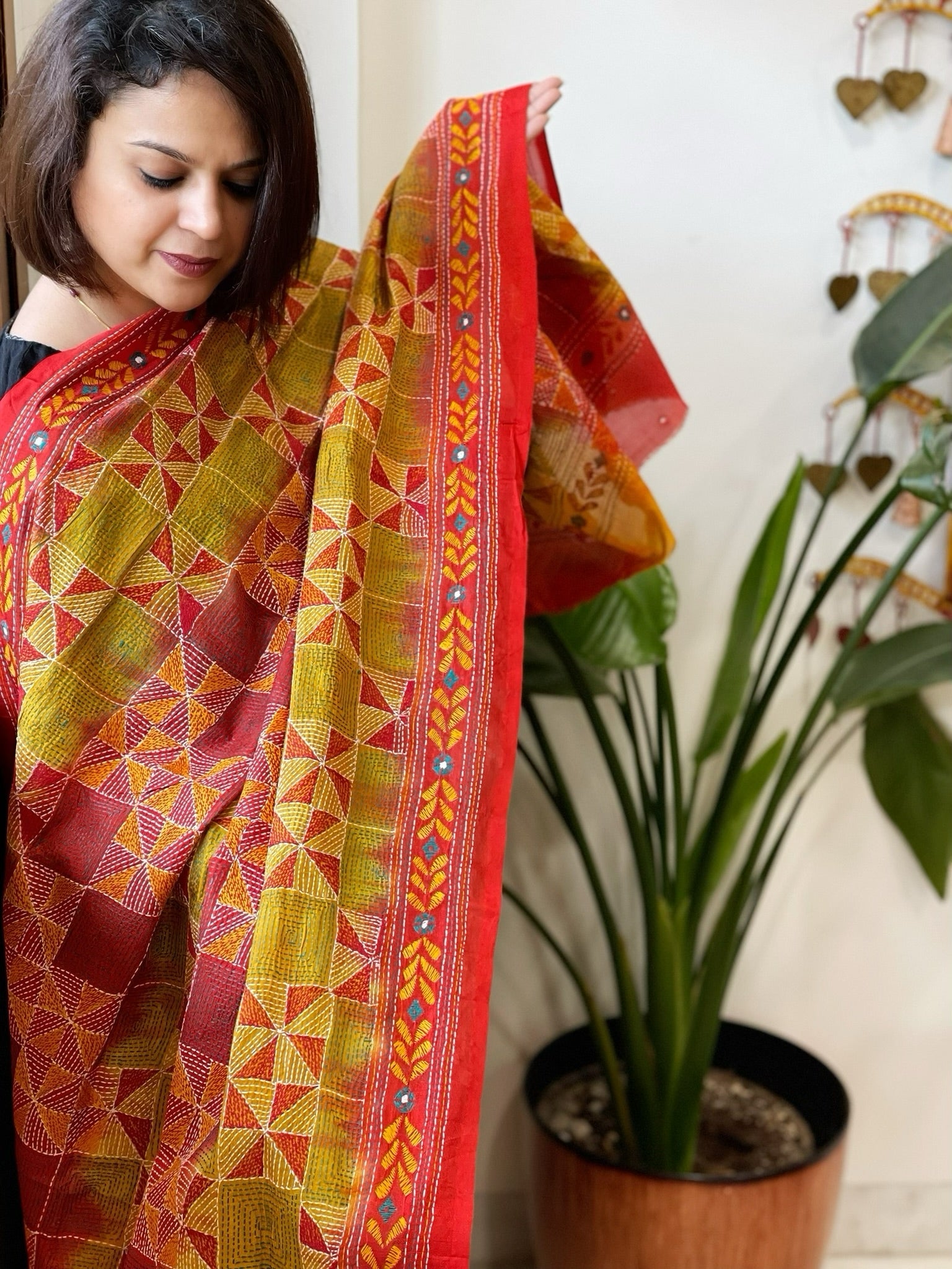 Green, Red Handmade Kantha Dupatta in Silk - Masakalee