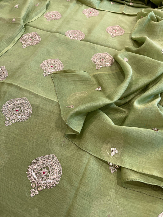 Green Suit Set with Gold Thread & Sequin Work in Pure Mul - Masakalee