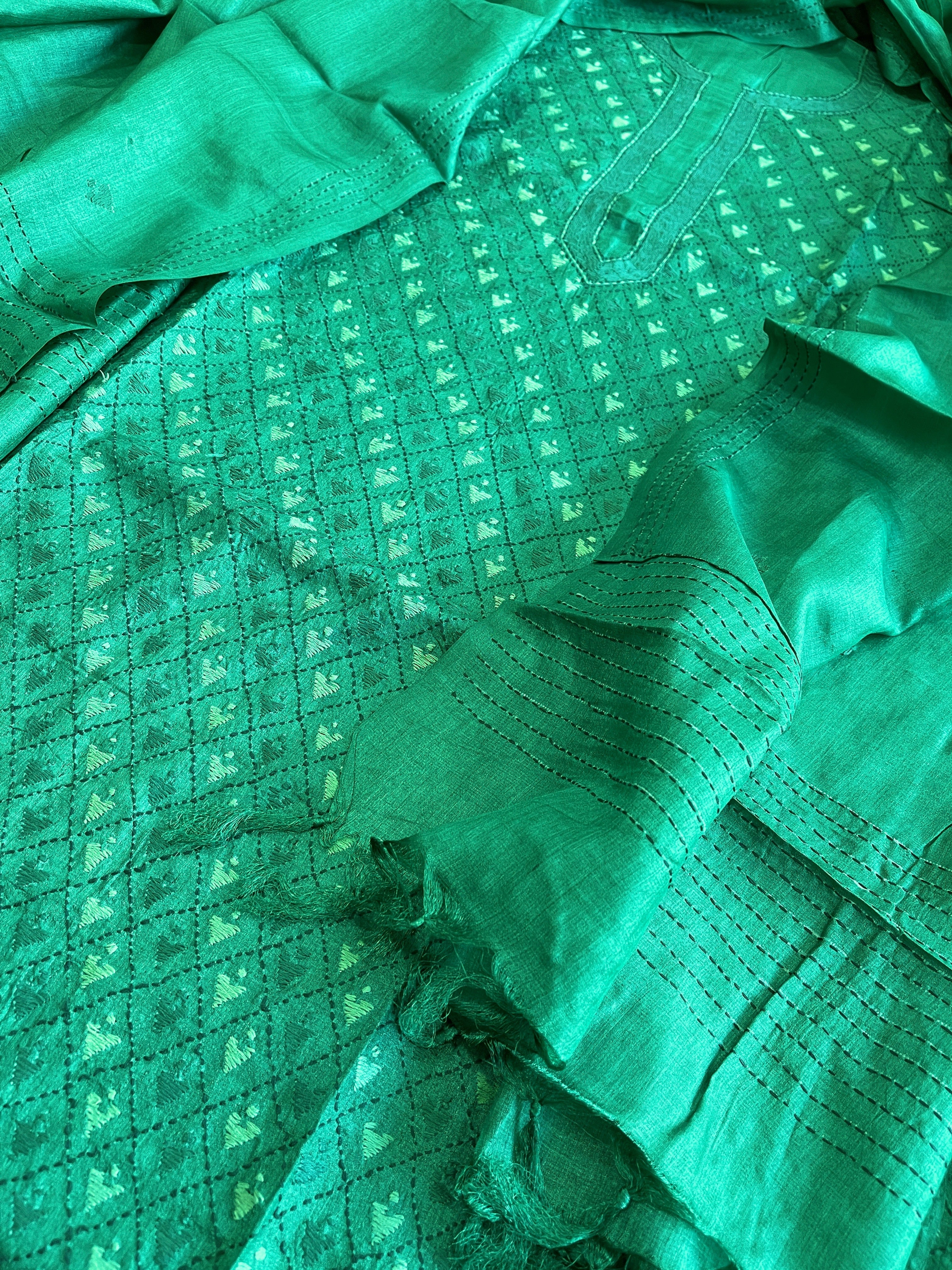 Green Suit Set with Hand Embroidery in Pure Tussar Silk - Masakalee