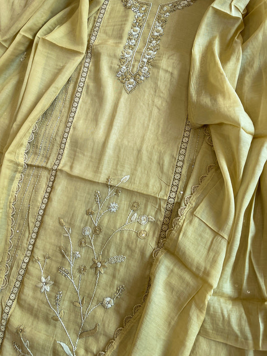 Green Suit Set with Sequin ad Knot handwork in Mul Chanderi - Masakalee