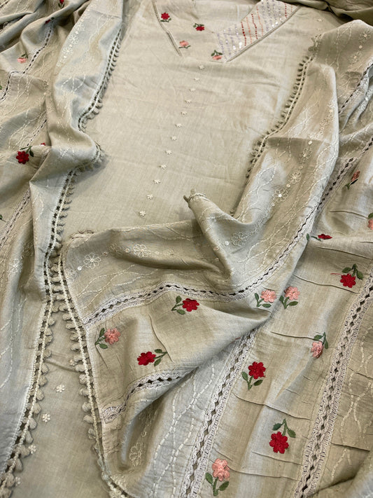 Green Suit Set with Thread and Sequin Embroidery in Pure Cotton - Masakalee