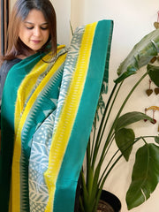 Green, Yellow Handwoven Ikat Dupatta in Cotton - Masakalee