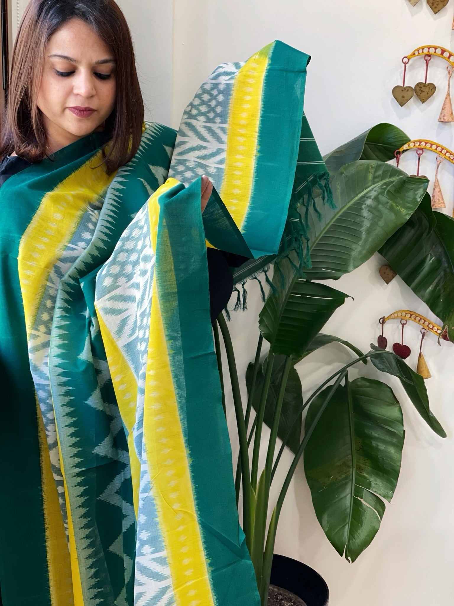 Green, Yellow Handwoven Ikat Dupatta in Cotton - Masakalee