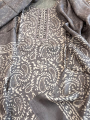Grey Dupatta Set (Kurta+Dupatta) with Handblock Print in Pure Tussar Silk - Masakalee