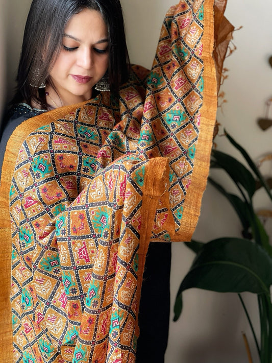 Handblock printed dupatta in Geecha Silk - Masakalee