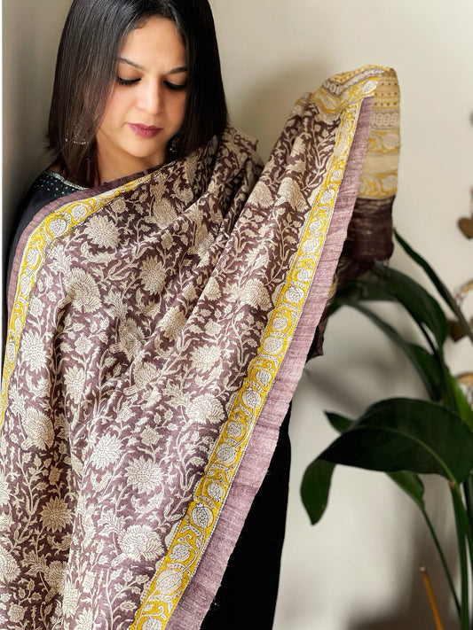 Handblock printed dupatta in Geecha Silk - Masakalee