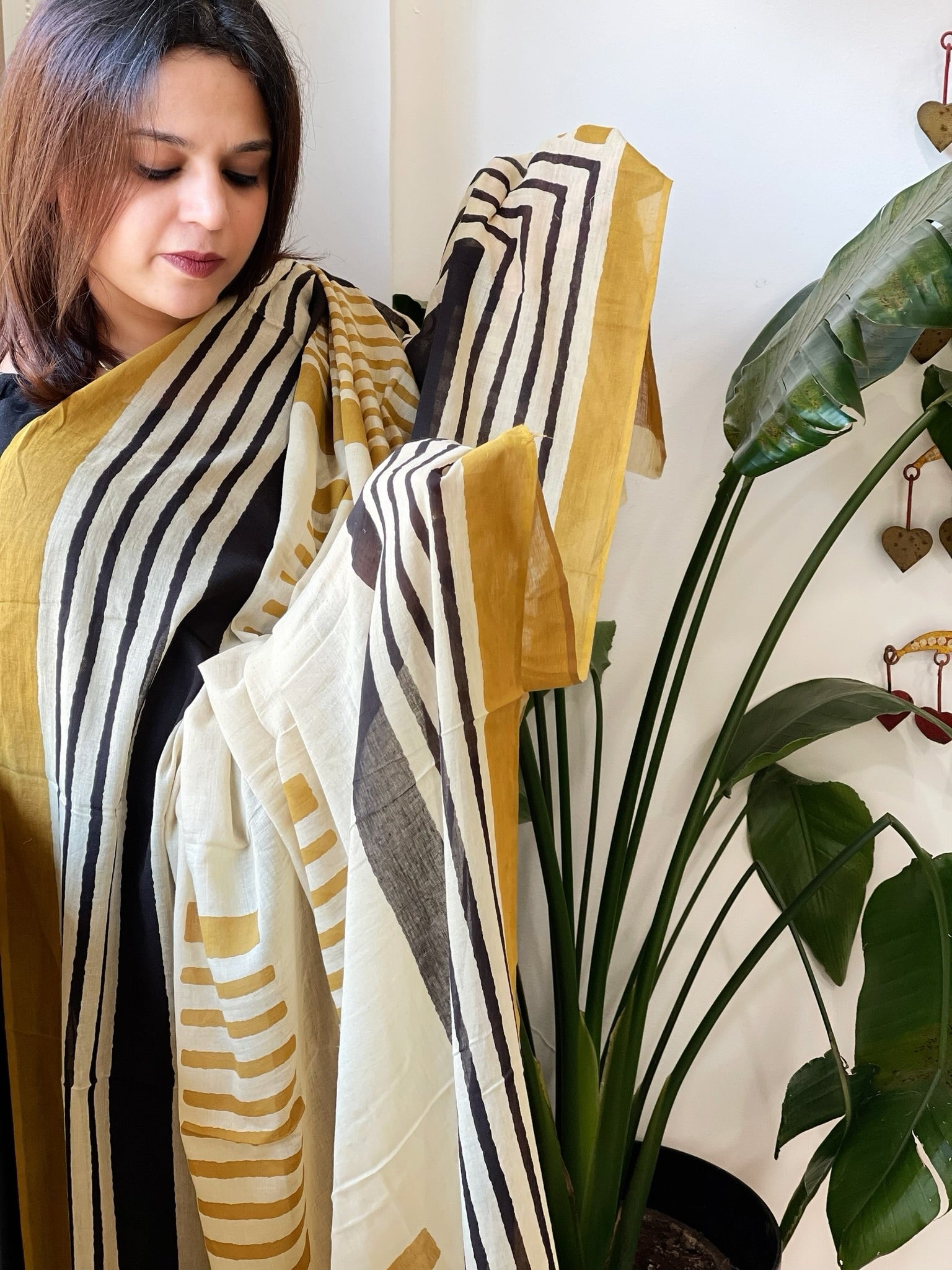 Handblock printed dupatta in Mul Cotton - Masakalee